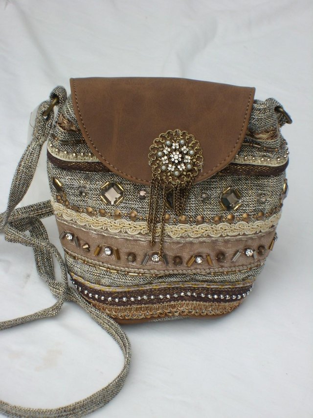 Image 6 of ACCESSORIZE Cross Body Brown/Gold Fabric Handbag NEW