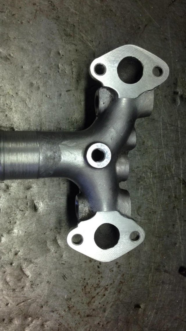 Preview of the first image of Water manifold Ferrari F40.