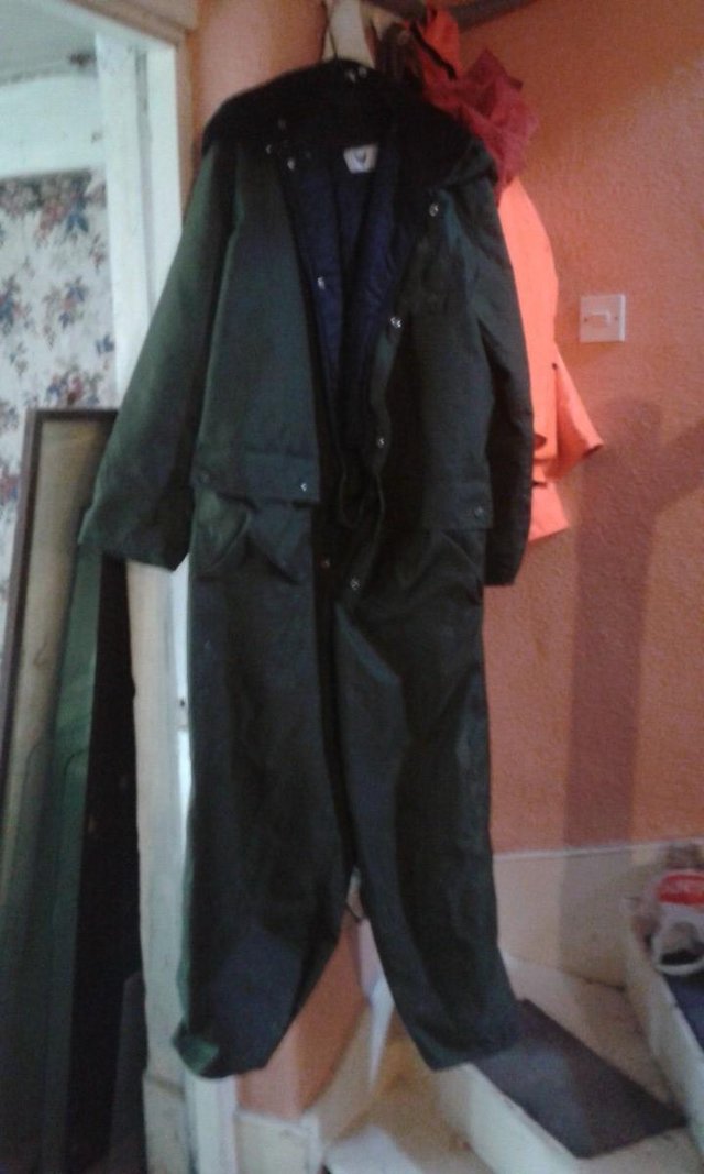 Image 2 of GREEN FISHING SUIT LARGE SECONDHAND