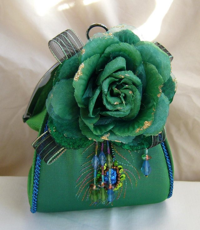 Preview of the first image of Handbag, pretty emerald green beaded.