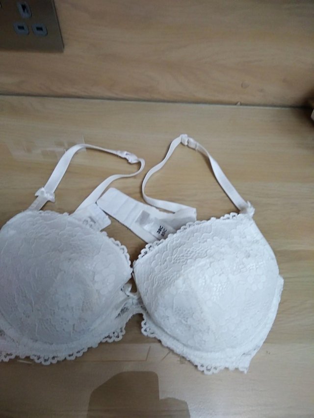 Preview of the first image of Ladies 38C Bra.