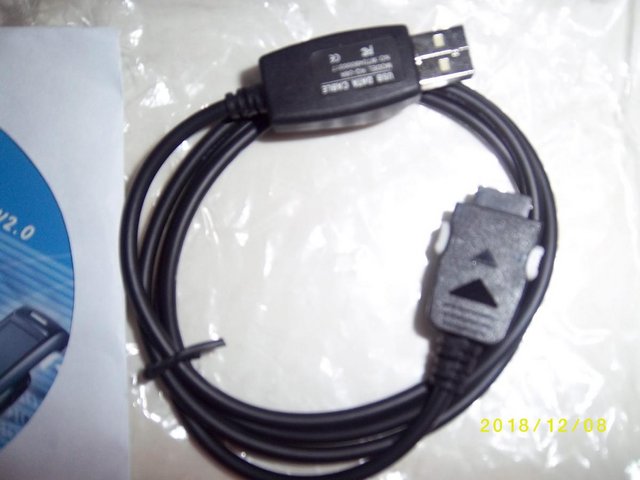 Image 3 of Samsung phone D500 Data Suite USB Data Cable