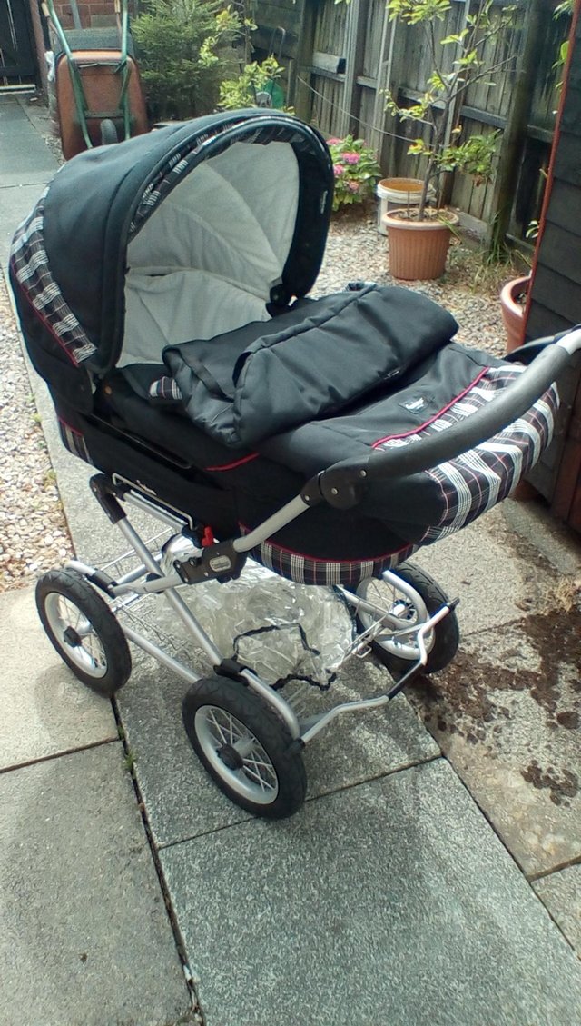 Preview of the first image of Pushchair with carry cot.