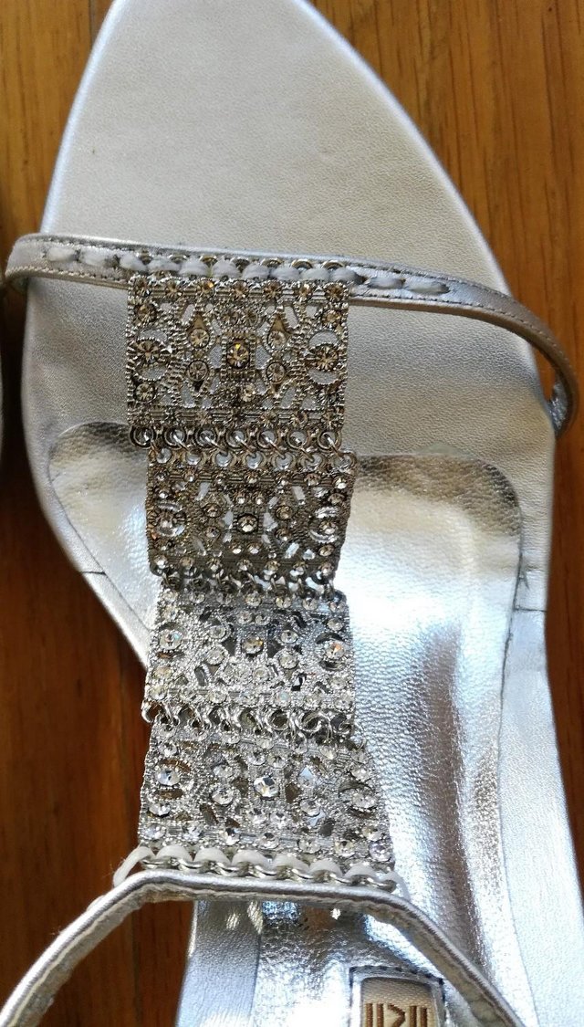 Image 3 of DESIGNER BUFFALO LONDON Sandals Silver Diamante T-Bar 41