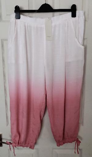 Preview of the first image of BNWT Lovely Crinkled Dip Dye 3/4 Combat Trousers B9.