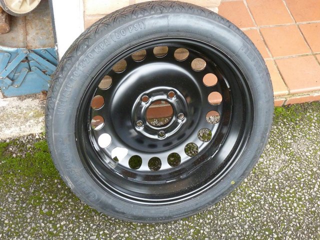 Preview of the first image of Vauxhall Astra/vectra/insignia new spacesaver spare wheel.