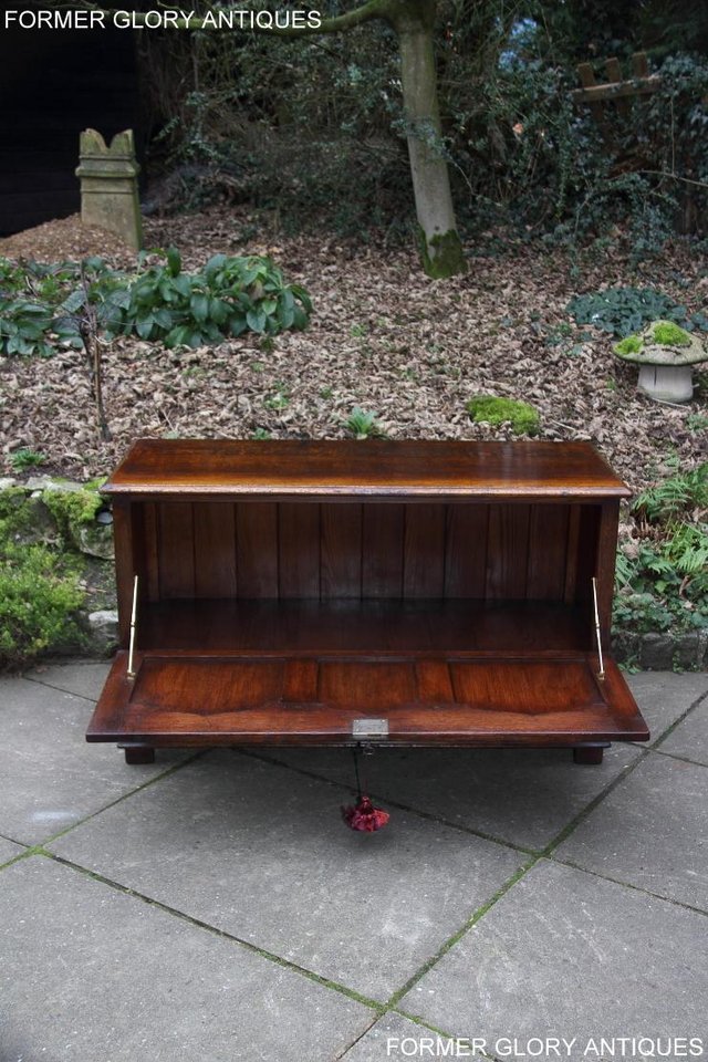Image 31 of TITCHMARSH AND GOODWIN OAK BLANKET TOY BOX RUG DOWER CHEST