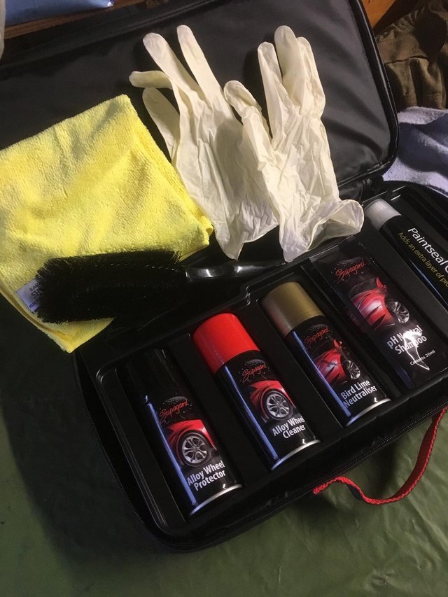 Image 3 of Supaguard Car Cleaning / Valet Kit in handy Zip Carry Case