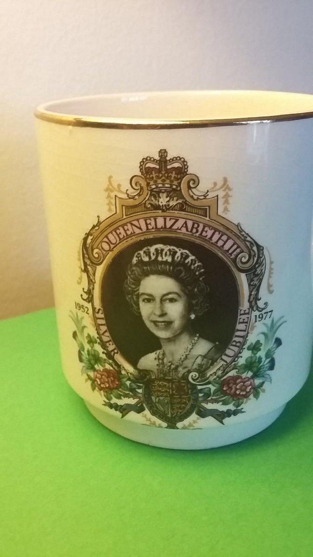 Image 4 of 1977 Queen Elizabeth II Silver Jubilee Cup - P & K Olympic