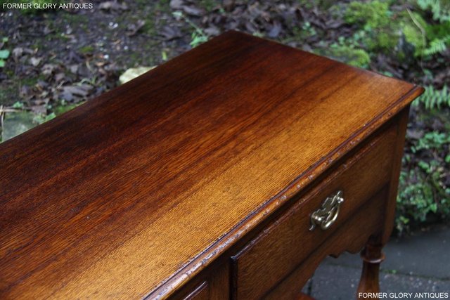 Image 66 of TITCHMARSH AND GOODWIN OAK DRESSER BASE SIDEBOARD HALL TABLE