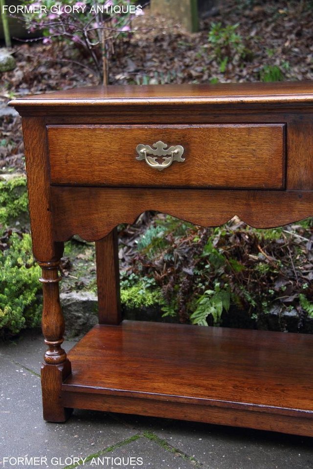 Image 67 of TITCHMARSH AND GOODWIN OAK DRESSER BASE SIDEBOARD HALL TABLE