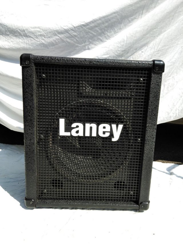 Preview of the first image of Laney speaker cabinet with twelve inch spkrs.