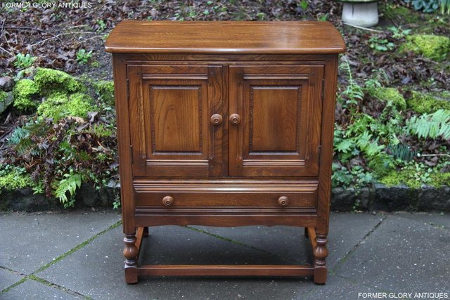 Preview of the first image of AN ERCOL GOLDEN DAWN CUPBOARD CABINET SIDEBOARD DRESSER BASE.