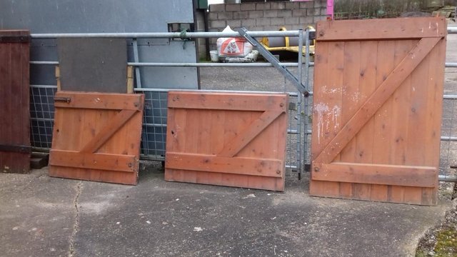 Image 3 of Exterior Hardwood Doors Stable Garage etcPriced per pair