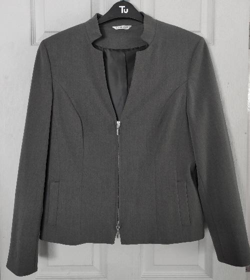 Preview of the first image of Lovely Ladies Smart Grey Jacket By George - Size 16.