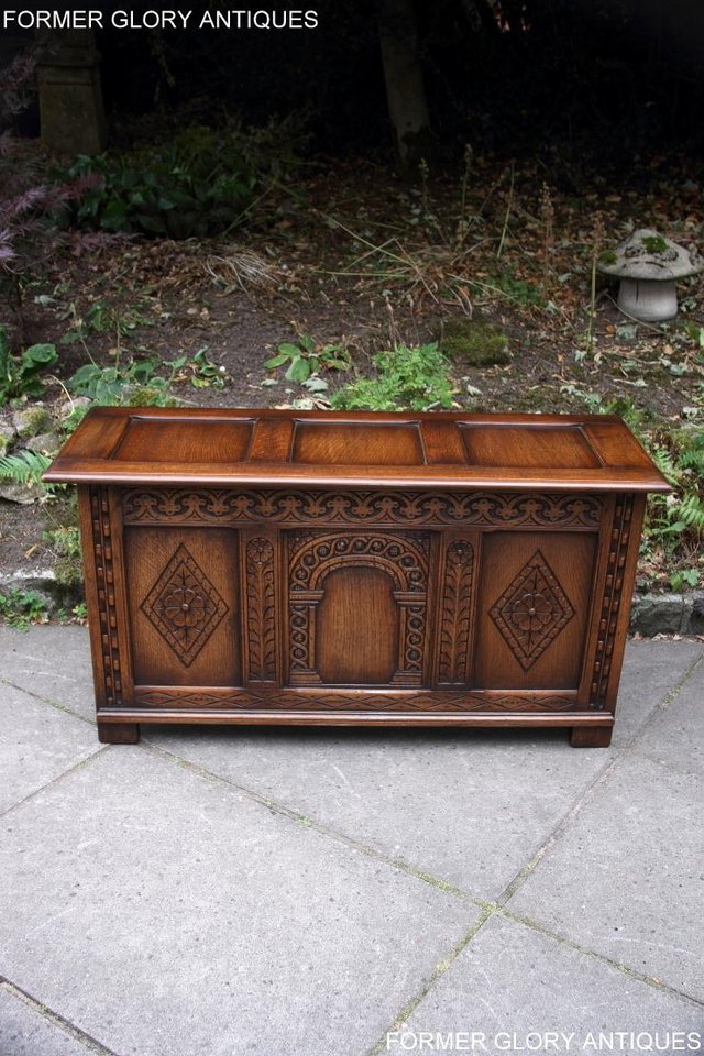 Image 13 of TITCHMARSH & GOODWIN STYLE OAK BLANKET CHEST TOY BOX COFFER