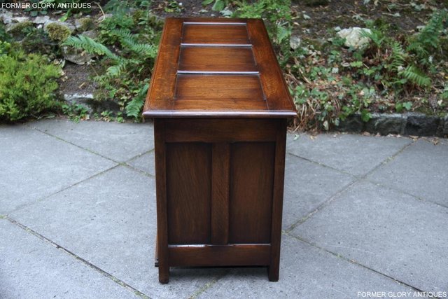 Image 49 of TITCHMARSH & GOODWIN STYLE OAK BLANKET CHEST TOY BOX COFFER