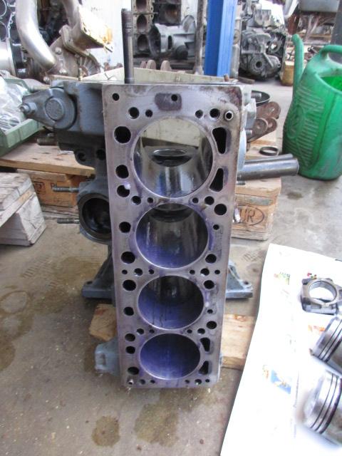 Preview of the first image of Engine block Fiat 124AC3000.