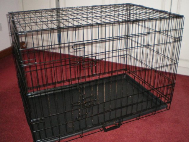 Image 2 of 3ft wide dog crate
