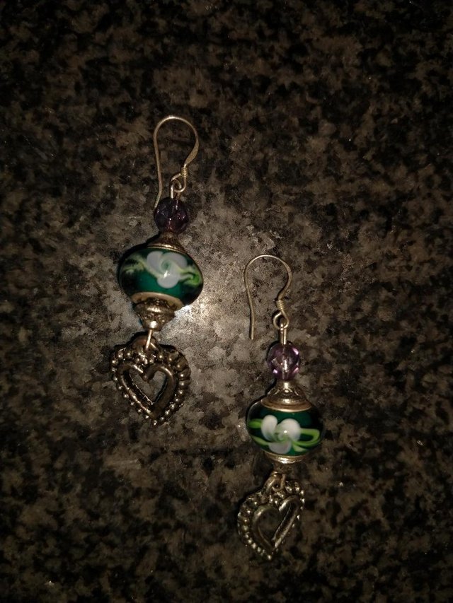Image 4 of 7 beautiful pairs of dangle earrings.
