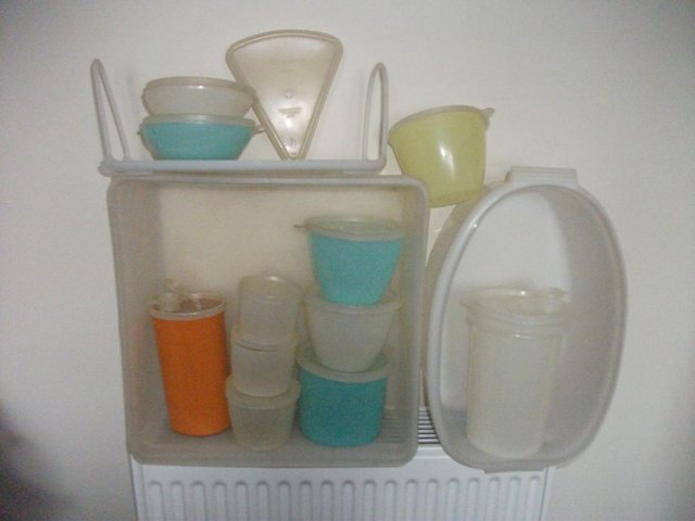 Preview of the first image of TUPPERWARE (JOBLOT).