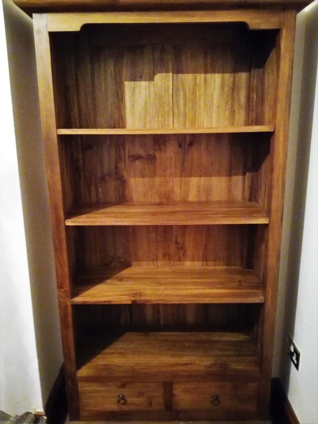 Second 2024 hand bookshelf