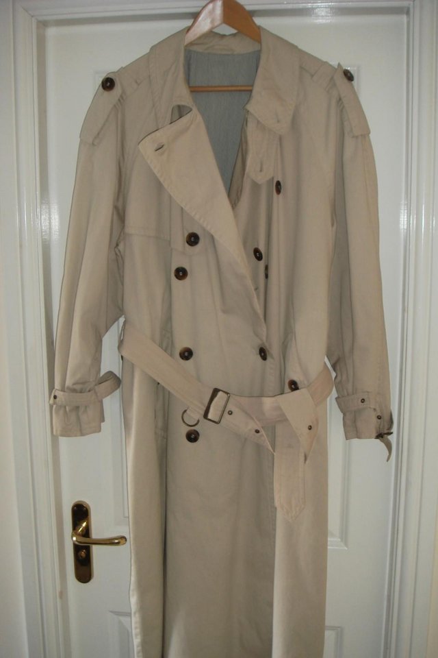 Preview of the first image of HUGO BOSS DOUBLE BREASTED TRENCH COAT.