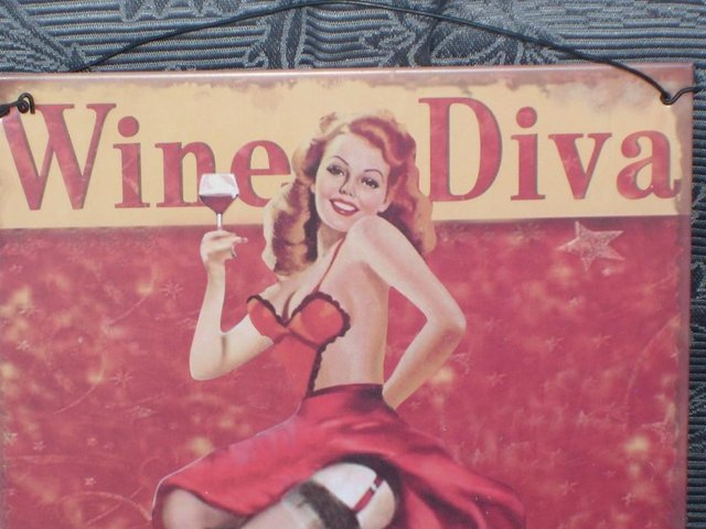 Image 2 of Metal Sign – Wine Diva
