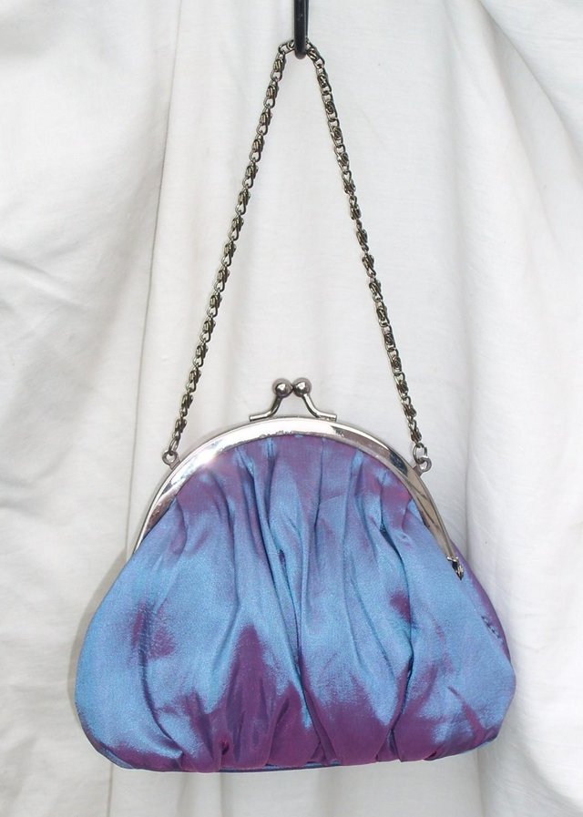 Image 5 of Cute Blue/Purple Evening Handbag