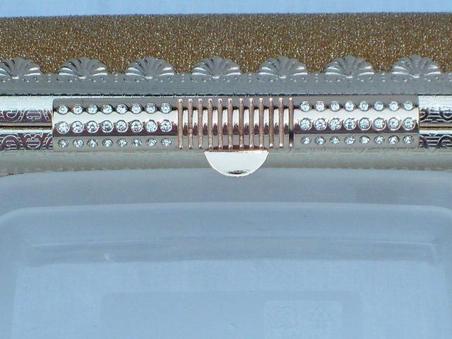Image 4 of Gold Lamé Hard Shell Handbag/Clutch NEW