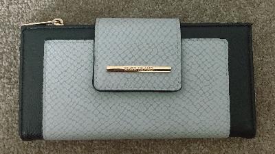 Preview of the first image of Lovely River Island Purse.