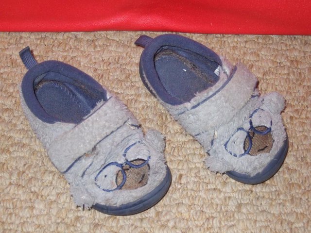 Image 3 of Clarks Teddy Bear Slippers With Glasses size 5 ½18/24 mths