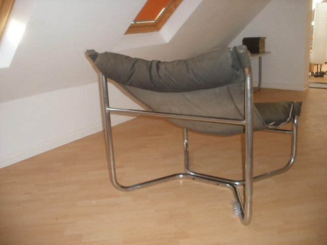 Preview of the first image of Contemporary collectable chair.