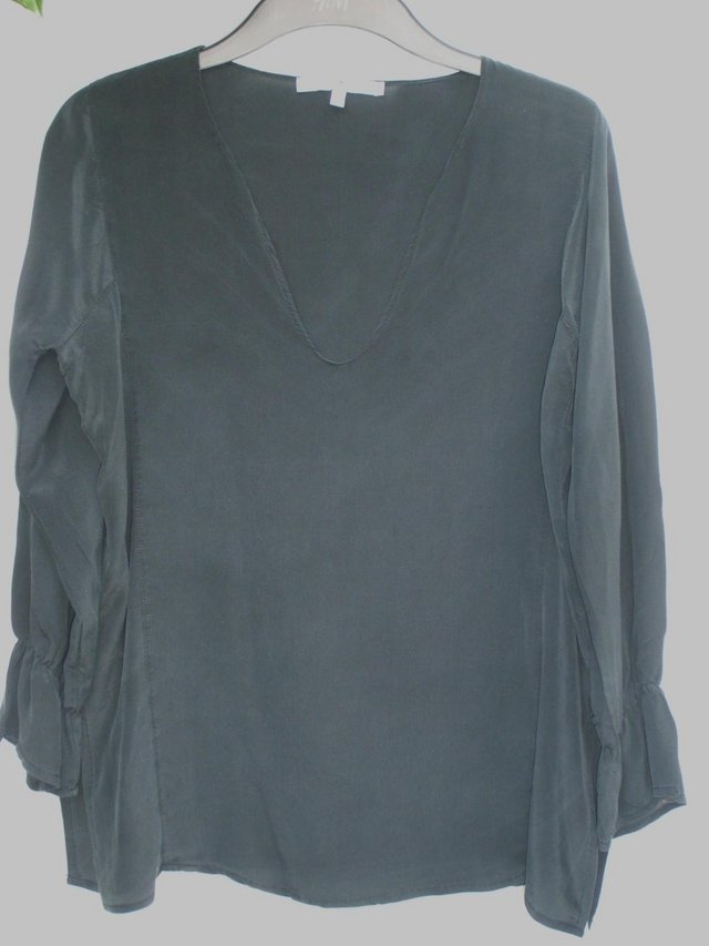 Image 5 of POISSON D’AMOUR Charcoal Grey Silk Top–Size 14/16