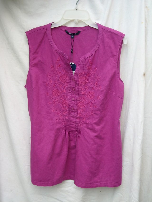 Image 5 of MAINE Cerise Top - Size 16 - NEW