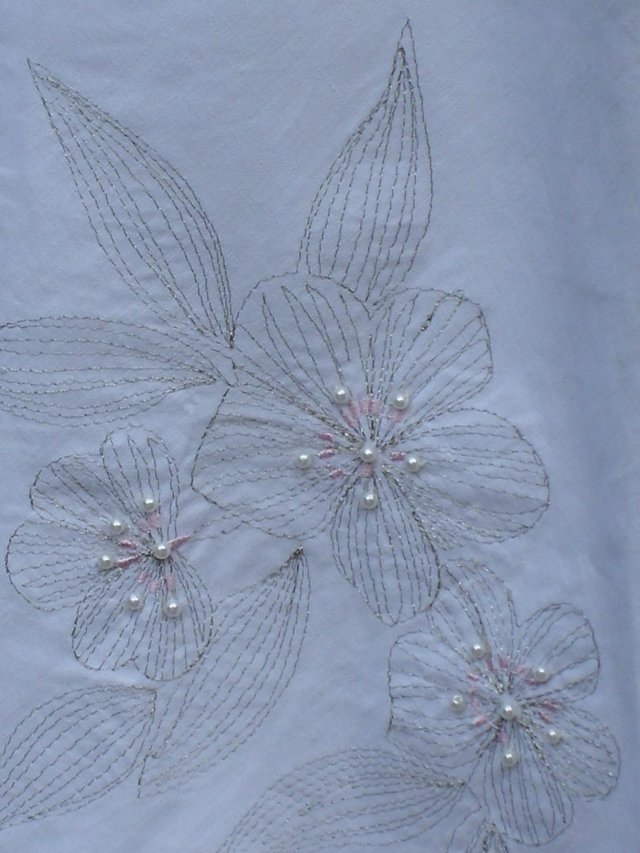 Image 6 of White Linen Mix Skirt-Embroidery/Pearl Detail-Size 12