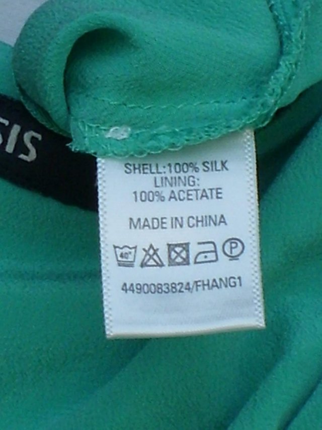 Image 4 of OASIS Emerald Green Silk Top – Size 12