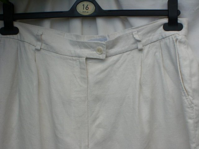 Image 4 of PAMELA M FLORIDA White Linen Trousers – Size 16