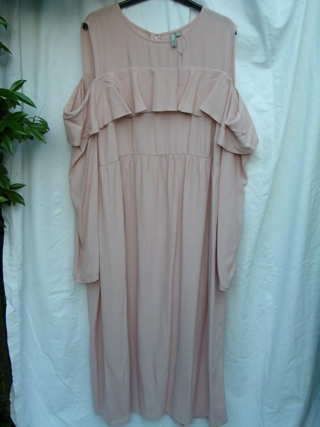 Image 4 of ASOS Pink Maxi Maternity Dress – Size 18 – NEW!