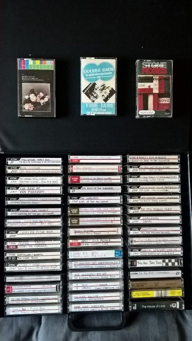 Preview of the first image of Music cassettes 80’s & 90’s – The Jam – New Order – Stone Ro.