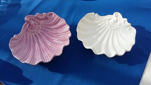 Image 9 of ATN Italian Wave Shell Bowl/Dish in Glazed Pink