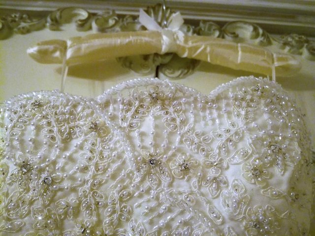 Image 2 of BRIDE TRUDY LEE WEDDING DRESS White Diamante Pearl DESIGNER