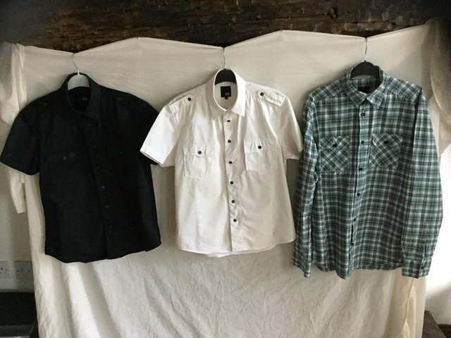 Preview of the first image of 3 Jack & Jones casual shirts.