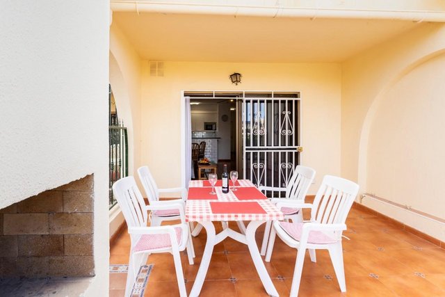 Image 32 of Tenerife spacious 1 bedroom ground floor apartment late rate