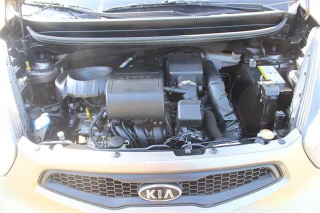 Image 3 of Left hand drive Kia Morning Picanto 2011 Petrol manual 1.0cc