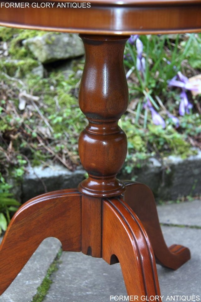 Image 4 of A YEW WOOD SIDE OCCASIONAL COFFEE LAMP PHONE TEA WINE TABLE