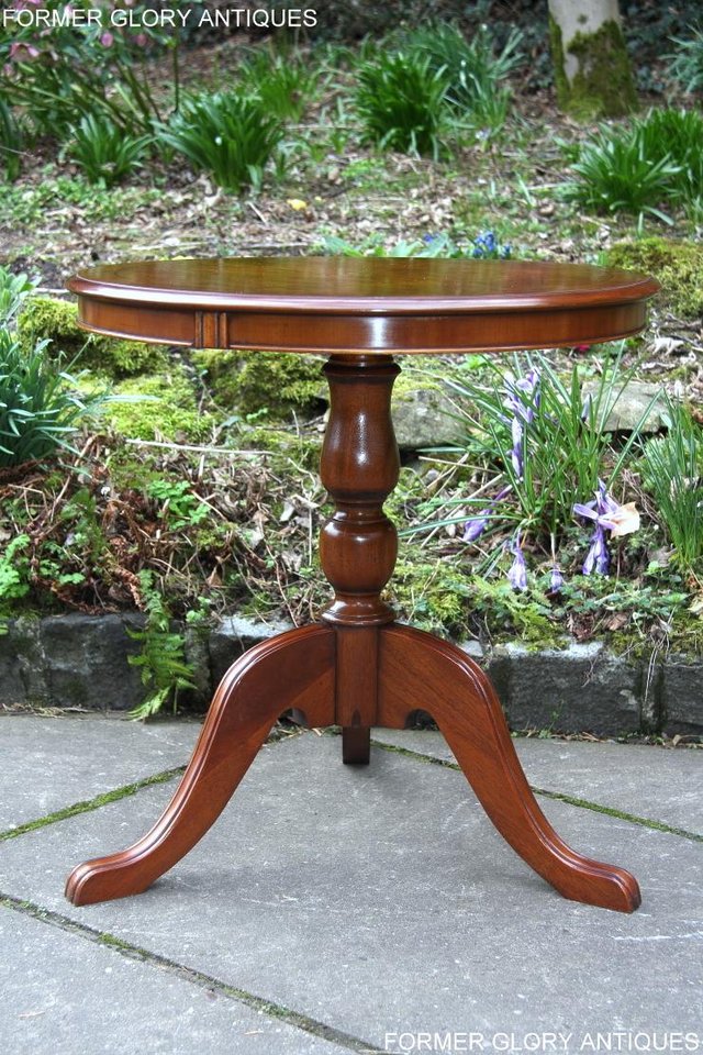 Image 12 of A YEW WOOD SIDE OCCASIONAL COFFEE LAMP PHONE TEA WINE TABLE