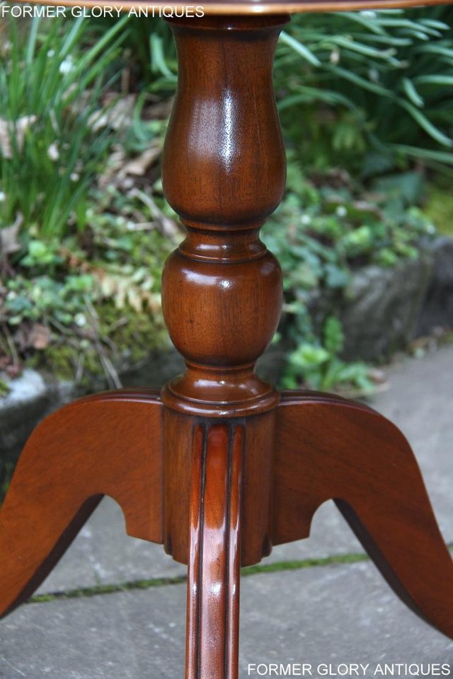 Image 16 of A YEW WOOD SIDE OCCASIONAL COFFEE LAMP PHONE TEA WINE TABLE