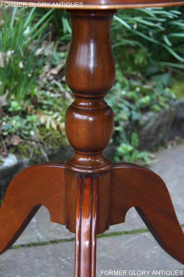 Image 25 of A YEW WOOD SIDE OCCASIONAL COFFEE LAMP PHONE TEA WINE TABLE