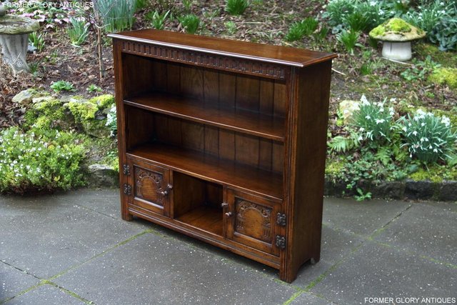 Image 11 of A TITCHMARSH AND GOODWIN OAK BOOKCASE SHELVES CD DVD CABINET